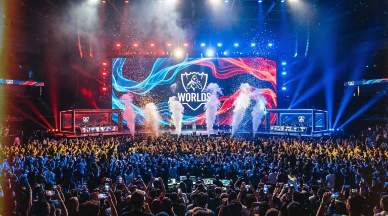 Turneele de League of Legends pe care poți paria inclusiv Worlds MSI și LEC